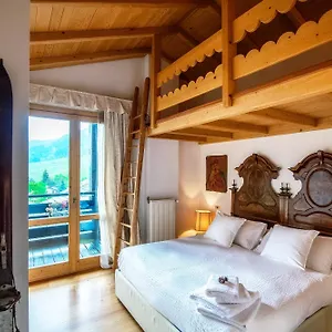 Charming Mountain Penthouse , Aprica Italia
