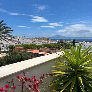https://sun-es-playa-centro-y-vistas-al-estrecho.es-andalucia.com