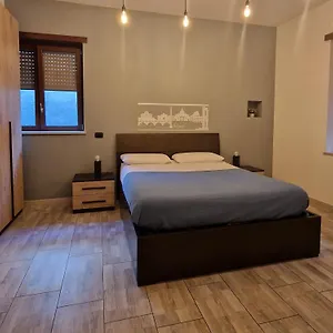 Casa vacanze La Dimora Dei Consoli - House A, Roma